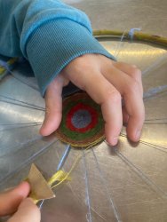 Atelier tissage pour enfant à ADN Laine à Pressy Sous Dondin (71220) en Bourgogne du Sud